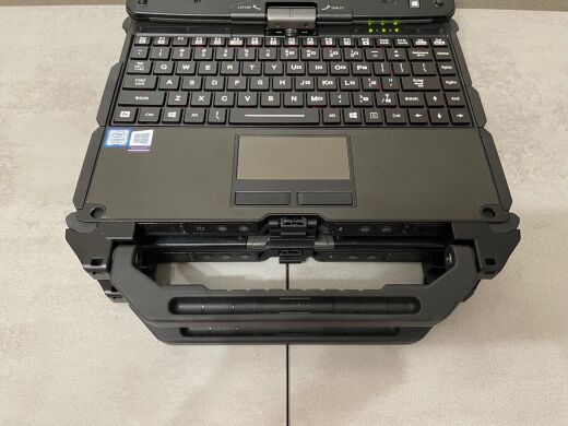 Захищений ноутбук-трансформер Getac V110 G5 / 11.6" (1920x1080) IPS Touch / Intel Core i5-8265U (4 (8) ядра по 1.6 - 3.9 GHz) / 16 GB DDR4 / 256 GB SSD / Intel UHD Graphics / WebCam / Стилус / Два АКБ