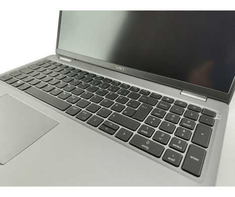 Ультрабук Dell Latitude 5530 / 15.6" (1920x1080) IPS / Intel Core i5-1245U (10 (12) ядер по 1.2 - 4.4 GHz) / 16 GB DDR4 / 240 GB SSD / Intel Iris Xe Graphics / WebCam Ультрабук Dell Latitude 5530 / 15.6" (1920x1080) IPS / Intel Core i5-1245U (10 (12) ядер по 1.2 - 4.4 GHz) / 16 GB DDR4 / 240 GB SSD / Intel Iris Xe Graphics / WebCam