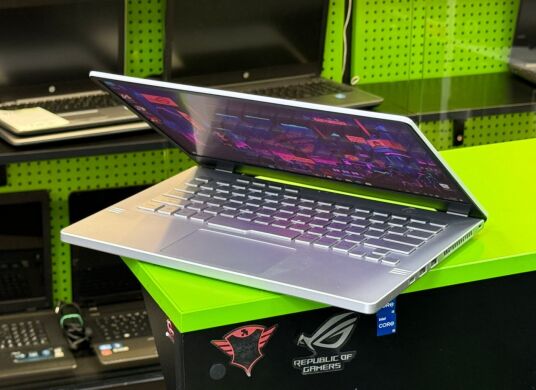 Ігровий ноутбук Asus ROG Zephyrus G14 GA401Q / 14" (1920x1080) IPS / AMD Ryzen 7 5800HS (8 (16) ядер по 2.8 - 4.4 GHz) / 16 GB DDR4 / 512 GB SSD M.2 / nVidia GeForce RTX 3050 Ti, 4 GB GDDR6, 128-bit / Win 11 Ігровий ноутбук Asus ROG Zephyrus G14 GA401Q / 14" (1920x1080) IPS / AMD Ryzen 7 5800HS (8 (16) ядер по 2.8 - 4.4 GHz) / 16 GB DDR4 / 512 GB SSD M.2 / nVidia GeForce RTX 3050 Ti, 4 GB GDDR6, 128-bit / Win 11