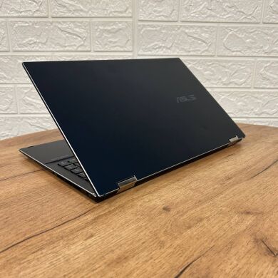 Ігровий ультрабук-трансформер Б-клас Asus Zenbook 15 Flip Q539ZD / 15.6" (2880x1620) OLED Touch / Intel Core i7-12700H (14 (20) ядер по 3.5 - 4.7 GHz) / 16 GB DDR4 / 1000 GB SSD NVMe / Intel Arc A370M, 4 GB GDDR6, 64-bit / WebCam