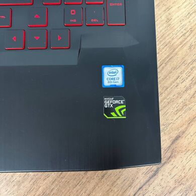 Игровой ноутбук Б-класс HP Omen 17t-an100 / 17.3" (1920x1080) IPS / Intel Core i7-8750H (6 (12) ядер по 2.2 - 4.1 GHz) / 16 GB DDR4 / 1000 GB SSD / nVidia GeForce GTX 1070, 8 GB GDDR5, 256-bit / WebCam Игровой ноутбук Б-класс HP Omen 17t-an100 / 17.3" (1920x1080) IPS / Intel Core i7-8750H (6 (12) ядер по 2.2 - 4.1 GHz) / 16 GB DDR4 / 1000 GB SSD / nVidia GeForce GTX 1070, 8 GB GDDR5, 256-bit / WebCam