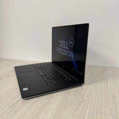 Мобильная рабочая станция Dell Precision 5530 / 15.6" (3840x2160) IPS Touch / Intel Core i9-8950HK (6 (12) ядер по 2.9 - 4.8 GHz) / 32 GB DDR4 / 512 GB SSD NVMe / nVidia Quadro P2000, 4 GB GDDR5, 128-bit / WebCam