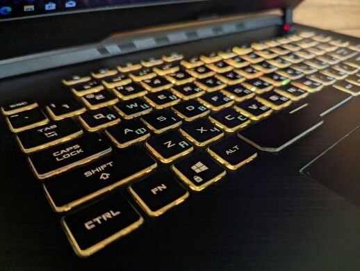 Игровой ноутбук Б-класс Asus Rog Strix G531G / 15.6" (1920x1080) IPS / Intel Core i7-9750H (6 (12) ядер по 2.6 - 4.5 GHz) / 16 GB DDR4 / 512 GB SSD / nVidia GeForce GTX 1650, 4 GB GDDR6, 128-bit / WebCam / Windows 10