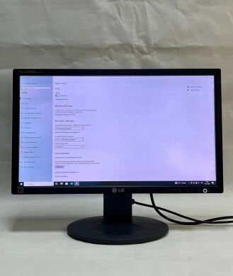 Монітор LG Flatron E2211S-BN / 22" (1920x1080) TN / VGA / VESA + Кабель живлення