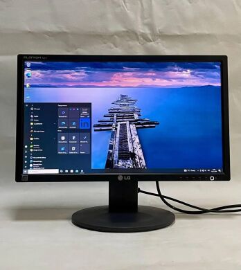 Монітор LG Flatron E2211S-BN / 22" (1920x1080) TN / VGA / VESA + Кабель живлення