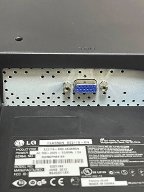 Монітор LG Flatron E2211S-BN / 22" (1920x1080) TN / VGA / VESA + Кабель живлення