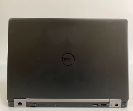 Ігровий ноутбук Б-клас Dell Latitude E5470 / 14" (1366x768) TN / Intel Core i7-6660U (2 (4) ядра по 2.4 - 3.4 GHz) / 16 GB DDR4 / 512 GB SSD / AMD Radeon R7 M360, 2 GB DDR3, 64-bit / WebCam + Бездротова мишка