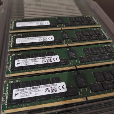 Комплект: нова серверна оперативна пам'ять Micron / 128 GB / DDR4 ECC / 3200 MHz