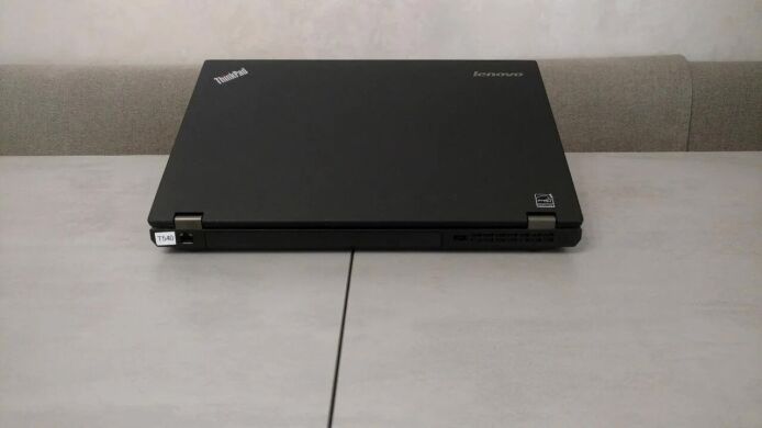 Lenovo ThinkPad T540p / 15.6" (1920x1080) LED / Intel Core i5-4300M (2 (4) ядра по 2.6 - 3.3 GHz) / 8 GB DDR3 / 240 GB SSD / web-cam, DVD