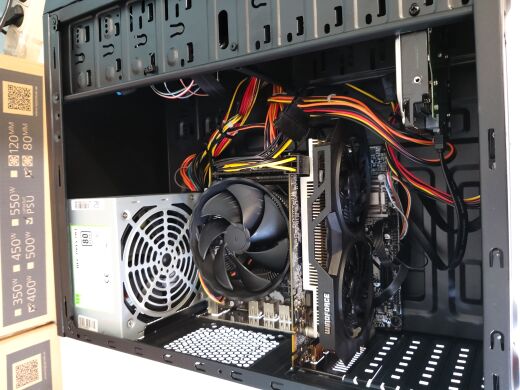 Logic Power LP2008 ATX / Intel Xeon E5-2440 (6 (12) ядер по 2.4-2.9 GHz) / 16 GB DDR3 ECC / new 240 GB SSD+500 GB HDD / nVidia GeForce GTX 950 2GB GDDR5 128-bit