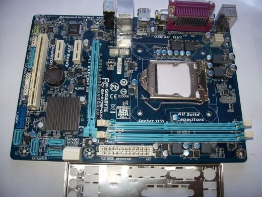 Материнская плата Gigabyte GA-B75M-D3V OEM / Socket LGA1155