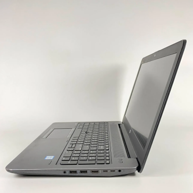 Мобильная рабочая станция Б-класс HP zBook 15 G3 / 15.6" (1920x1080) IPS / Intel Core i7-6820HQ (4 (8) ядра по 2.7 - 3.6 GHz) / 16 GB DDR4 / 128 GB SSD + 1000 GB HDD / nVidia Quadro M2000M, 4 GB GDDR5, 128-bit / WebCam / TouchID Мобильная рабочая станция Б-класс HP zBook 15 G3 / 15.6" (1920x1080) IPS / Intel Core i7-6820HQ (4 (8) ядра по 2.7 - 3.6 GHz) / 16 GB DDR4 / 128 GB SSD + 1000 GB HDD / nVidia Quadro M2000M, 4 GB GDDR5, 128-bit / WebCam / TouchID