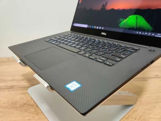 Мобільна робоча станція Dell Precision 5540 / 15.6" (3840x2160) IGZO Touch / Intel Core i7-9850H (6 (12) ядра по 2.6 - 4.6 GHz) / 32 GB DDR4 / 512 GB SSD / nVidia Quadro T1000, 4 GB GDDR5, 128-bit / WebCam 