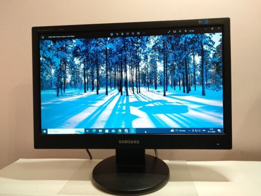 Монітор Б-клас Samsung 943SN / 18.5" (1366x768) TN / VGA