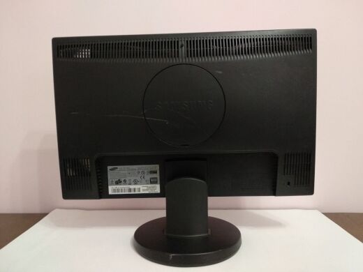 Монітор Б-клас Samsung 943SN / 18.5" (1366x768) TN / VGA