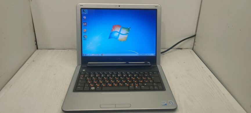 Нетбук Б-класс Dell Inspiron 1210 / 12.1" (1280x800) TN / Intel Atom Z520 (1 ядро с 1.33 GHz) / 1 GB DDR2 / 40 GB HDD / Intel GMA 500 Graphics / WebCam Нетбук Б-класс Dell Inspiron 1210 / 12.1" (1280x800) TN / Intel Atom Z520 (1 ядро с 1.33 GHz) / 1 GB DDR2 / 40 GB HDD / Intel GMA 500 Graphics / WebCam