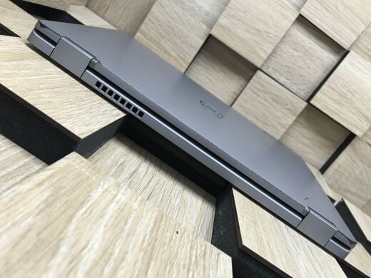 Ноутбук-трансформер Б-класс Dell Latitude 5310 2-in-1 / 13.3" (1920x1080) IPS Touch / Intel Core i5-10310U (4 (8) ядра по 1.7 - 4.4 GHz) / 8 GB DDR4 / 240 GB SSD M.2 / Intel UHD Graphics / WebCam / USB 3.2 / HDMI / Windows 10 лицензия
