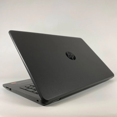 Ноутбук Б-клас HP 250 G6 / 15.6" (1920x1080) IPS / Intel Core i3-7020U (2 (4) ядра по 2.3 GHz) / 8 GB DDR4 / 128 GB SSD + 1000 GB HDD / AMD Radeon R5 M330, 2 GB DDR3, 64-bit / WebCam / HDMI