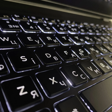 Ноутбук Dell Latitude 5500 / 15.6" (1920x1080) IPS Touch / Intel Core i7-8665U (4 (8) ядра по 1.9 - 4.8 GHz) / 16 GB DDR4 / 256 GB SSD / Intel UHD Graphics / WebCam / HDMI