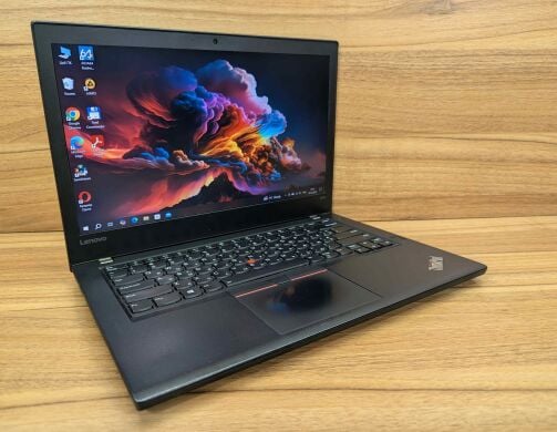 Ультрабук Б-класс Lenovo ThinkPad T470 / 14" (1920x1080) IPS / Intel Core i5-6300U (2 (4) ядра по 2.4 - 3.0 GHz) / 16 GB DDR4 / 512 GB SSD / Intel HD Graphics 520 / WebCam / TouchID / Windows 10