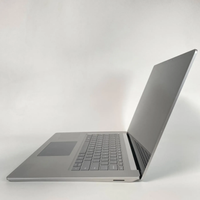 Ультрабук Б-клас Microsoft Surface Laptop 4 / 15" (2496x1664) IPS / Intel Core i7-1185G7 (4 (8) ядра по 3.0 - 4.8 GHz) / 16 GB DDR4 / 256 GB SSD / Intel Iris Xe Graphics / WebCam / USB Type-C