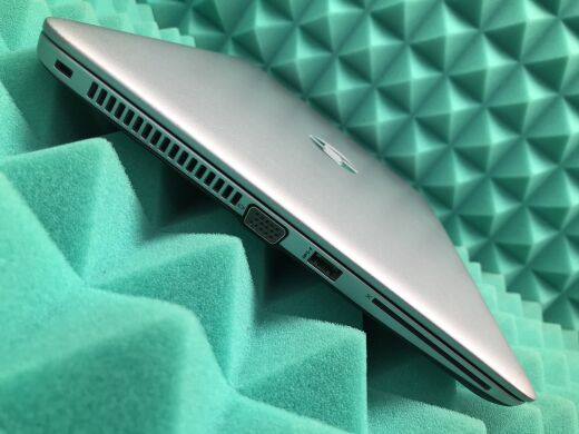 Ультрабук HP EliteBook MT42 / 14" (1920x1080) TN / AMD Pro A8-8600B (4 ядра по 1.6 - 3.0 GHz) / 8 GB DDR3 / 128 GB SSD / AMD Radeon R6 Graphics / WebCam / USB 3.0 / DisplayPort / Windows 10 ліцензія