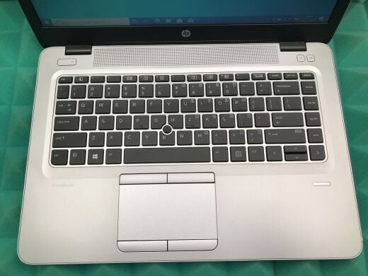 Ультрабук HP EliteBook MT42 / 14" (1920x1080) TN / AMD Pro A8-8600B (4 ядра по 1.6 - 3.0 GHz) / 8 GB DDR3 / 128 GB SSD / AMD Radeon R6 Graphics / WebCam / USB 3.0 / DisplayPort / Windows 10 ліцензія