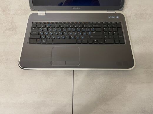 Ноутбук Dell Inspiron R17 5720 / 17.3" (1600x900) TN / Intel Core i7-3612QM (4 (8) ядра по 2.1 - 3.1 GHz) / 16 GB DDR3 / 180 GB SSD + 500 GB SSHD / Intel HD Graphics 4000 / WebCam / DVD-ROM