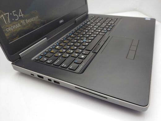 Мобільна робоча станція Dell Precision 7720 Black / 17.3" (1920x1080) IPS / Intel Core i7-7820HQ (4 (8) ядра по 2.9 - 3.9 GHz) / 16 GB DDR4 / 256 GB SSD + 1000 GB HDD / nVidia Quadro P4000, 8 GB GDDR5, 256-bit / WebCam Мобільна робоча станція Dell Precision 7720 Black / 17.3" (1920x1080) IPS / Intel Core i7-7820HQ (4 (8) ядра по 2.9 - 3.9 GHz) / 16 GB DDR4 / 256 GB SSD + 1000 GB HDD / nVidia Quadro P4000, 8 GB GDDR5, 256-bit / WebCam