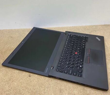 Ноутбук Lenovo ThinkPad T460 / 14" (1366x768) TN / Intel Core i5-6300U (2 (4) ядра по 2.4 - 3.0 GHz) / 8 GB DDR3 / 480 GB SSD / Intel HD Graphics 520 / WebCam