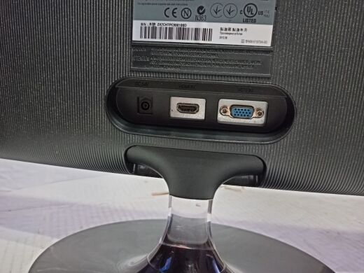 Монитор Б-класс Samsung LS23B350TS / 23'' (1920x1080) TN / 1x HDMI, 1x VGA Монитор Б-класс Samsung LS23B350TS / 23'' (1920x1080) TN / 1x HDMI, 1x VGA