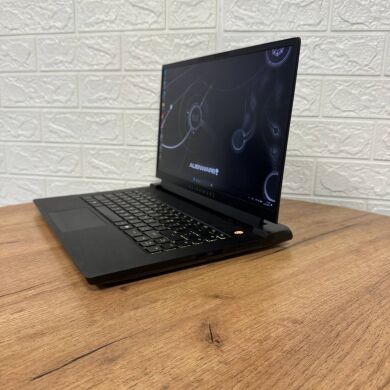 Игровой ноутбук Б-класс Dell Alienware m15 R7 / 15.6" (2560x1440) IPS / AMD Ryzen 9 6900HX (8 (16) ядер по 3.3 - 4.9&nbsp;GHz) / 16 GB DDR5 / 512 GB SSD / nVidia GeForce RTX 3070 Ti, 8 GB GDDR6, 256-bit / WebCam