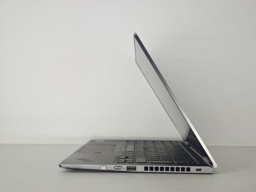 Ультрабук-трансформер Б-клас Lenovo Thinkpad X1 Yoga Gen 5 / 14" (1920x1080) IPS Touch / Intel Core i5-10310U (4 (8) ядра по 1.7 - 4.4 GHz) / 16 GB DDR4 / 256 GB SSD / Intel UHD Graphics / WebCam Ультрабук-трансформер Б-клас Lenovo Thinkpad X1 Yoga Gen 5 / 14" (1920x1080) IPS Touch / Intel Core i5-10310U (4 (8) ядра по 1.7 - 4.4 GHz) / 16 GB DDR4 / 256 GB SSD / Intel UHD Graphics / WebCam