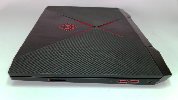 Ігровий ноутбук Б-клас HP Omen / 15.6" (1920x1080) TN / Intel Core i7-8750H (6 (12) ядер по 2.2 - 4.1 GHz) / 32 GB DDR4 / 256 GB SSD + 1000 GB HDD / nVidia GeForce GTX 1060, 6 GB GDDR5, 192-bit / WebCam