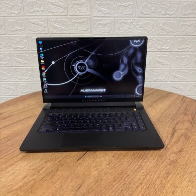 Игровой ноутбук Б-класс Dell Alienware m15 R7 / 15.6" (2560x1440) IPS / AMD Ryzen 9 6900HX (8 (16) ядер по 3.3 - 4.9&nbsp;GHz) / 16 GB DDR5 / 512 GB SSD / nVidia GeForce RTX 3070 Ti, 8 GB GDDR6, 256-bit / WebCam