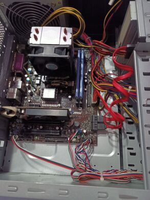 Игровой ПК Asus Vento Tower / AMD Phenom II X4 840 (4 ядра по 3.2 GHz) / 4 GB DDR3 / 128 GB SSD NEW / AMD Radeon R5 220, 2 GB DDR3, 64-bit / DVD-RW / 400W Игровой ПК Asus Vento Tower / AMD Phenom II X4 840 (4 ядра по 3.2 GHz) / 4 GB DDR3 / 128 GB SSD NEW / AMD Radeon R5 220, 2 GB DDR3, 64-bit / DVD-RW / 400W