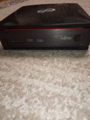 Неттоп Б-класс Fujitsu Esprimo Q920 USFF / Intel Core i5-4590T (4 ядра по 2.0 - 3.0 GHz) / 6 GB DDR3 / 240 GB SSD / Intel HD Graphics 4600