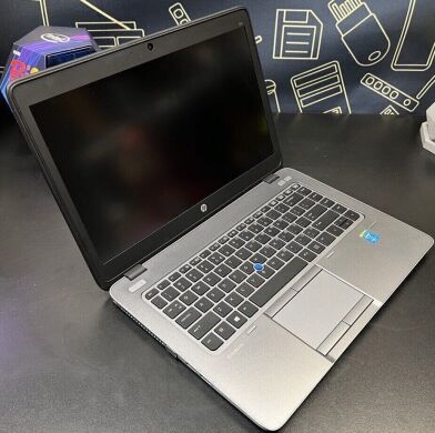 Ультрабук HP EliteBook 840 G2 B-клас / 14" (1920x1080) TN / Intel Core i7-5600U (2 (4) ядра по 2.6 - 3.2 GHz) / 8 GB DDR3 / 240 GB SSD / AMD Radeon R7 M260X, 1 GB DDR5, 128-bit / WebCam