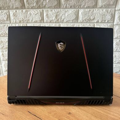 Игровой ноутбук MSI Raider GE65 9SF / 15.6" (1920x1080) IPS / Intel Core i7-9750H (6 (12) ядер по 2.6 - 4.5 GHz) / 16 GB DDR4 / 512 GB SSD / nVidia GeForce RTX 2070, 8 GB GDDR6, 256-bit / WebCam