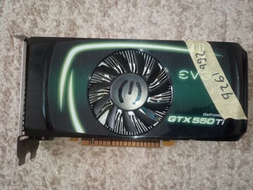 Дискретна відеокарта EVGA GeForce GTX 550 Ti, 2 GB GDDR5, 192-bit / 1x mini-HDMI, 2x DVI