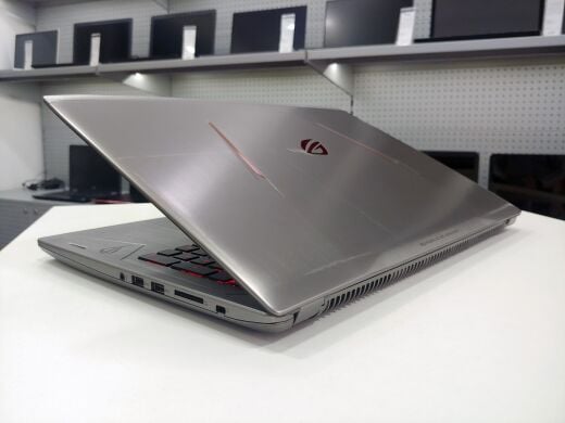 Asus ROG GL502VM-DS74 / 15.6" (1920x1080) IPS / Intel Core i7-7700HQ (4 (8) ядра по 2.8 - 3.8 GHz) / 16 GB DDR4 / 240 GB SSD+1000 GB HDD / nVidia GeForce GTX 1060 6 GB / WebCam