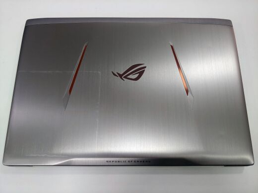 Asus ROG GL502VM-DS74 / 15.6" (1920x1080) IPS / Intel Core i7-7700HQ (4 (8) ядра по 2.8 - 3.8 GHz) / 16 GB DDR4 / 240 GB SSD+1000 GB HDD / nVidia GeForce GTX 1060 6 GB / WebCam