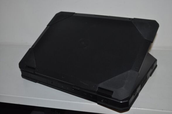 Захищений ноутбук Dell Latitude 5414 Rugged / 14" (1920x1080) TN / Intel Core i7-6600U (2 (4) ядра по 2.6 - 3.4 GHz) / 16 GB DDR4 / 240 GB SSD / AMD Radeon R7 M360, 2 GB GDDR3, 64-bit / WebCam / Wi-Fi / Bluetooth / Windows 11 Pro + Блок живлення 130W Захищений ноутбук Dell Latitude 5414 Rugged / 14" (1920x1080) TN / Intel Core i7-6600U (2 (4) ядра по 2.6 - 3.4 GHz) / 16 GB DDR4 / 240 GB SSD / AMD Radeon R7 M360, 2 GB GDDR3, 64-bit / WebCam / Wi-Fi / Bluetooth / Windows 11 Pro + Блок живлення 130W