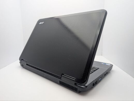 Ноутбук Acer Aspire 7715Z / 17.3" (1600x900) TN / Intel Pentium T4500 (2 ядра по 2.3 GHz) / 4 GB DDR3 / 250 GB HDD / Intel Graphics / WebCam / DVD-ROM / АКБ не держит