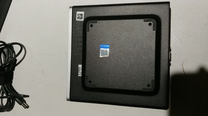 Неттоп HP EliteDesk 800 G3 Mini USFF / Intel Core i5-7500T (4 ядра по 2.7 - 3.3 GHz) / 8 GB DDR4 / 256 GB SSD / Intel HD Graphics 630 Неттоп HP EliteDesk 800 G3 Mini USFF / Intel Core i5-7500T (4 ядра по 2.7 - 3.3 GHz) / 8 GB DDR4 / 256 GB SSD / Intel HD Graphics 630