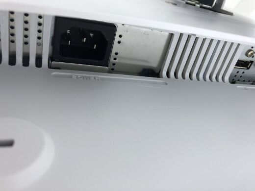 Монітор Fujitsu B24w-6 / 24" (1920x1200) TFT TN / USB 2.0, DVI-D, DisplayPort, VGA, Audio / Вбудовані колонки
