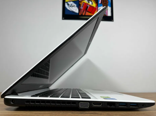 Игровой ноутбук Asus R510L / 15.6" (1366x768) TN / Intel Core i5-4210U (2 (4) ядра по 1.7 - 2.7 GHz) / 8 GB DDR3 / 1 TB HDD / ASUS GeForce 820M, 2 GB DDR3, 64-bit / WebCam / Windows 10 PRO Lic Игровой ноутбук Asus R510L / 15.6" (1366x768) TN / Intel Core i5-4210U (2 (4) ядра по 1.7 - 2.7 GHz) / 8 GB DDR3 / 1 TB HDD / ASUS GeForce 820M, 2 GB DDR3, 64-bit / WebCam / Windows 10 PRO Lic