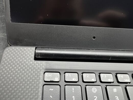 Ігровий ноутбук Б-клас Dell XPS 15 9550 / 15.6" (1920x1080) IPS / Intel Core i7-6700HQ (4 (8) ядра по 2.6 - 3.5 GHz) / 16 GB DDR4 / 480 GB SSD / nVidia GeForce GTX 960M, 2 GB GDDR5, 128-bit / USB Type-C / HDMI