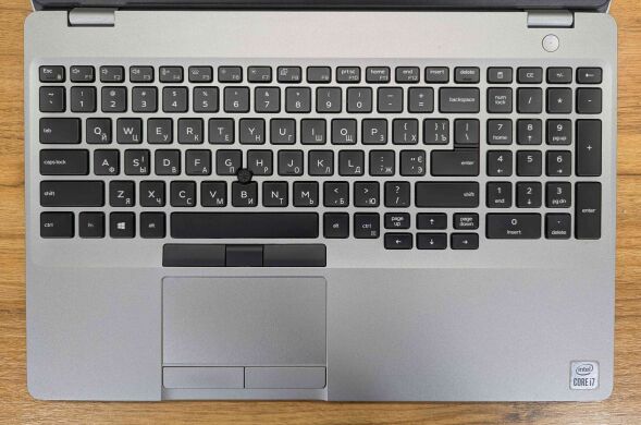 Мобильная рабочая станция Dell Precision 3550 / 15.6" (1366x768) TN / Intel Core i7-10610U (4 (8) ядра по 1.8 - 4.9 GHz) / 16 GB DDR4 / 512 GB SSD / nVidia Quadro P520, 2 GB GDDR5, 64-bit / WebCam / Windows 10