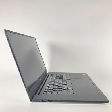 Мобильная рабочая станция Dell Precision 5530 / 15.6" (1920x1080) IPS / Intel Core i7-8850H (6 (12) ядра по 2.6 - 4.3 GHz) / 16 GB DDR4 / 512 GB SSD / nVidia Quadro P2000, 4 GB GDDR5, 128-bit / HDMI Мобильная рабочая станция Dell Precision 5530 / 15.6" (1920x1080) IPS / Intel Core i7-8850H (6 (12) ядра по 2.6 - 4.3 GHz) / 16 GB DDR4 / 512 GB SSD / nVidia Quadro P2000, 4 GB GDDR5, 128-bit / HDMI